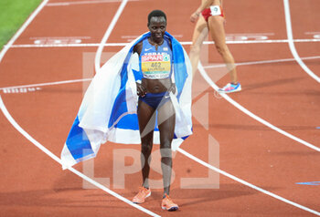 2022-08-15 - Lonah Chemtai Salpeter of Israel Bronze medal during the Athletics, Women's 10,000m at the European Championships Munich 2022 on August 15, 2022 in Munich, Germany - EUROPEAN CHAMPIONSHIPS MUNICH 2022 - INTERNATIONALS - ATHLETICS