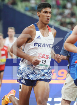 2022-08-17 - Baptiste Thiery of France during the Athletics, Men's Decathlon 1500m at the European Championships Munich 2022 on August 16, 2022 in Munich, Germany - EUROPEAN CHAMPIONSHIPS MUNICH 2022 - INTERNATIONALS - ATHLETICS