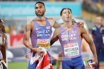2022-08-17 - Matthew Hudson-Smith Gold medal and Alex Haydock-Wilson Bronze medal of Great Britain during the Athletics, Men's 400m at the European Championships Munich 2022 on August 17, 2022 in Munich, Germany - EUROPEAN CHAMPIONSHIPS MUNICH 2022 - INTERNATIONALS - ATHLETICS