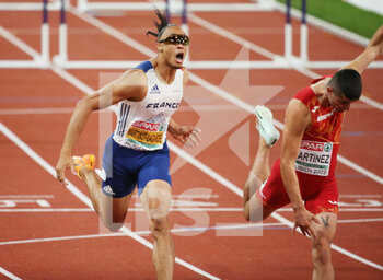 2022-08-17 - Pascal Martinot-Lagarde of France Silver medal, Asier Martinez of Spain Gold medal during the Athletics, Men's 110m Hurdles at the European Championships Munich 2022 on August 17, 2022 in Munich, Germany - EUROPEAN CHAMPIONSHIPS MUNICH 2022 - INTERNATIONALS - ATHLETICS