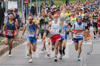 2022-04-03 - Milano Marathon 2022, the crowd runners
 - MILANO MARATHON 2022 - MARATHON - ATHLETICS