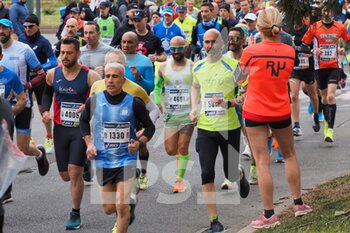 2022-04-03 - Milano Marathon 2022, the crowd runners - MILANO MARATHON 2022 - MARATHON - ATHLETICS