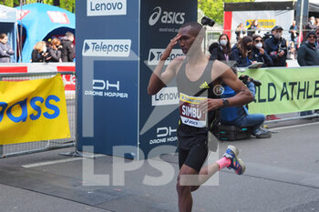 2022-04-03 - Simbu, third arrived at the Milano Marathon 2022 - MILANO MARATHON 2022 - MARATHON - ATHLETICS