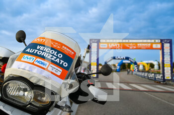 2022-10-23 - Official marathon motorcycle - 36TH UYN VENICEMARATHON 2022 - MARATHON - ATHLETICS
