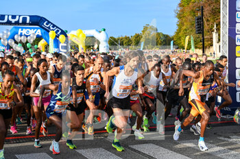 23/10/2022 - Top Runner athletes set off for the marathon - 36TH UYN VENICEMARATHON 2022 - MARATONA - ATLETICA