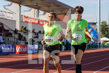 01/10/2022 - Sandra Inverardi and guide during T11 1500m race - ITALIAN PARATHLETICS CHAMPIONSHIPS - NATIONAL FINALS - NAZIONALI - ATLETICA
