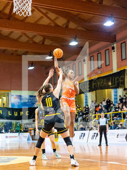 2022-03-24 - pass sandrine gruda Famila Basket Schio - FAMILA SCHIO VS SAN MARTINO DI LUPARI LUPEBASKET - WOMEN ITALIAN CUP - BASKETBALL