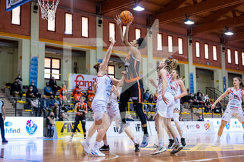2022-03-26 - shot Jasmine Keys Famila Basket Schio - FAMILA SCHIO VS GESAM GASLUCE LUCCA - WOMEN ITALIAN CUP - BASKETBALL