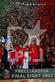 2022-02-20 - Victory celebrations  - FINAL EIGHT - FINAL - A|X ARMANI EXCHANGE OLIMPIA MILANO VS BERTRAM DERTHONA BASKET - ITALIAN CUP - BASKETBALL