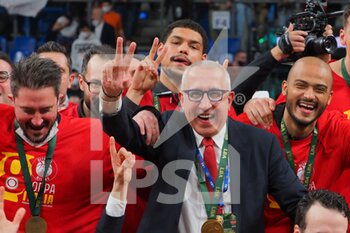2022-02-20 - Christos Stavropoulos, General Manager AX Armani Exchange Olimpia Milano Victory celebrations - FINAL EIGHT - FINAL - A|X ARMANI EXCHANGE OLIMPIA MILANO VS BERTRAM DERTHONA BASKET - ITALIAN CUP - BASKETBALL