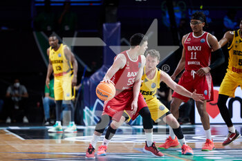 06/05/2022 - Dani Perez of BAXI Manresa competes for the ball with Jordan Hulls of MHP Riesen Ludwigsburg during the Basketball Champions League, Final Four, semi-final basketball match between MHP Riesen Ludwigsburg and BAXI Manresa on May 6, 2022 at Bilbao Arena in Bilbao, Spain - MHP RIESEN LUDWIGSBURG VS BAXI MANRESA - CHAMPIONS LEAGUE - BASKET