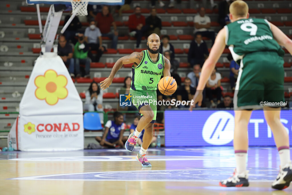 Dinamo BDS Sassari vs Unicaja - CHAMPIONS LEAGUE - BASKETBALL