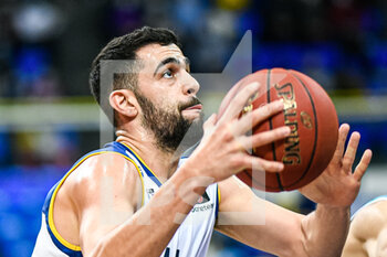 2022-01-19 - Tomer Ginat of Metropolitans 92 during the 7DAYS EuroCup basketball match between Metropolitans 92 (Boulogne-Levallois) and Turk Telekom SK (Ankara) on January 19, 2022 at Palais des Sports Marcel Cerdan in Levallois-Perret, France - METROPOLITANS 92 (BOULOGNE-LEVALLOIS) VS TURK TELEKOM SK (ANKARA) - EUROCUP - BASKETBALL