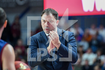 22/11/2022 - Nenad Canak (Head Coach of 7bet-Lietkabelis Panevezys) gestures - UMANA REYER VENICE VS 7BET-LIETKABELIS PANEVEZYS) - EUROCUP - BASKET