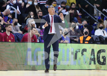 2022-01-27 - Coach Sarunas Jasikevicius of FC Barcelona during the Turkish Airlines EuroLeague basketball match between FC Barcelona and LDLC ASVEL on January 27, 2022 at Palau Blaugrana in Barcelona, Spain - FC BARCELONA VS LDLC ASVEL - EUROLEAGUE - BASKETBALL