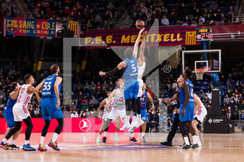2022-02-01 - Serta Sanli of FC Barcelona and Augustine Rubit of Bayern Munich during the Turkish Airlines EuroLeague basketball match between FC Barcelona and FC Bayern Munich on February 1, 2022 at Palau Blaugrana in Barcelona, Spain - FC BARCELONA VS FC BAYERN MUNICH - EUROLEAGUE - BASKETBALL