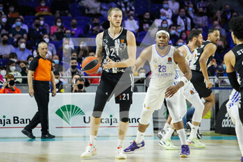 2022-03-17 - Dylan Osetkowski of Asvel Lyon-Villeurbanne and Guerschon Yabusele of Real Madrid during the Turkish Airlines Euroleague basketball match between Real Madrid and Asvel Lyon-Villeurbanne on march 17, 2022 at Wizink Center in Madrid, Spain - REAL MADRID AND VS LYON-VILLEURBANNE - EUROLEAGUE - BASKETBALL
