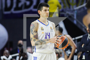 2022-03-17 - Gabriel Deck of Real Madrid during the Turkish Airlines Euroleague basketball match between Real Madrid and Asvel Lyon-Villeurbanne on march 17, 2022 at Wizink Center in Madrid, Spain - REAL MADRID AND VS LYON-VILLEURBANNE - EUROLEAGUE - BASKETBALL