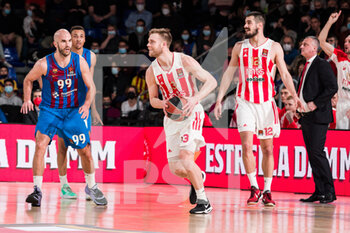 2022-03-18 - Nate Wolters of Crvena Zvezda during the Turkish Airlines EuroLeague basketball match between FC Barcelona and Crvena Zvezda mts Belgrade on March 18, 2022 at Palau Blaugrana in Barcelona, Spain - FC BARCELONA VS CRVENA ZVEZDA MTS BELGRADE - EUROLEAGUE - BASKETBALL