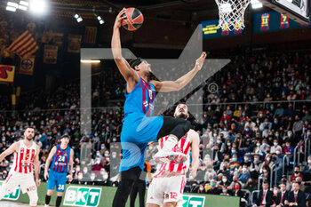 2022-03-18 - Brandon Davies of FC Barcelona during the Turkish Airlines EuroLeague basketball match between FC Barcelona and Crvena Zvezda mts Belgrade on March 18, 2022 at Palau Blaugrana in Barcelona, Spain - FC BARCELONA VS CRVENA ZVEZDA MTS BELGRADE - EUROLEAGUE - BASKETBALL