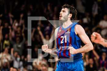 2022-05-03 - Alex Abrines of FC Barcelona during the Turkish Airlines EuroLeague Play Off Game 5 basketball match between FC Barcelona and FC Bayern Munich on May 3, 2022 at Palau Blaugrana in Barcelona, Spain - PLAY OFF GAME 5 - FC BARCELONA VS FC BAYERN MUNICH - EUROLEAGUE - BASKETBALL
