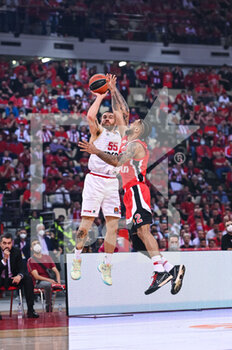 2022-04-22 - Mike James of AS Monaco Basket in action against Tyler Dorsey of Olympiacos BC during the Turkish Airlines EuroLeague Quorter-Final basketball match between Olympiacos BC and AS Monaco Basket on Apr 22, 2022 at Peace and Friendship Stadium in Athens, Greece - OLYMPIACOS VS AS MONACO - EUROLEAGUE - BASKETBALL