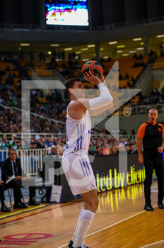 06/10/2022 - Mario Hezonja of Real Madrid in action during the Turkish Airlines Euroleague Basketball match between Panathinaikos Athens BC and Real Madrid at OAKA ALTION Arena on October 6, 2022 in Athens, Greece. - PANATHINAIKOS VS REAL MADRID - EUROLEAGUE - BASKET