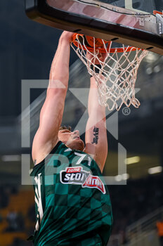 06/10/2022 - Arturas Gudaitis of Panathinaikos Athens BC in action during the Turkish Airlines Euroleague Basketball match between Panathinaikos BC and Real Madrid at OAKA ALTION Arena on October 6, 2022 in Athens, Greece. - PANATHINAIKOS VS REAL MADRID - EUROLEAGUE - BASKET