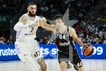 2022-10-27 - Vincent Poirier of Real Madrid and Milos Teodosic of Bologna during the Turkish Airlines Euroleague basketball match between Real Madrid and Virtus Segafredo Bologna on October 27, 2022 at Wizink Center in Madrid, Spain - BASKETBALL - EUROLEAGUE - REAL MADRID V BOLOGNA - EUROLEAGUE - BASKETBALL