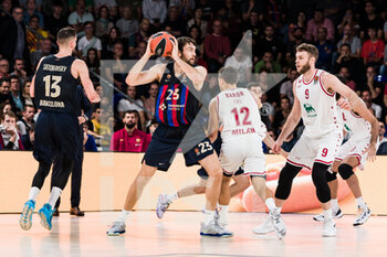 2022-10-28 - Mike Tobey of FC Barcelona during the Turkish Airlines EuroLeague basketball match between FC Barcelona and EA7 Emporio Armani Milan on October 28, 2022 at Palau Blaugrana in Barcelona, Spain - BASKETBALL - EUROLEAGUE - FC BARCELONA V MILAN - EUROLEAGUE - BASKETBALL