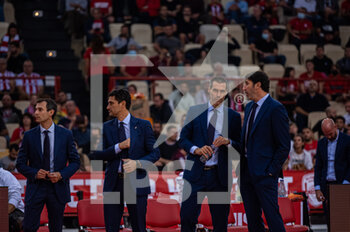 2022-11-04 - Technical staff of Valencia Basket during the Euroleague, Round 6 match between Olympiacos Piraeus vs Valencia Basket at Peace And Friendship Stadium on November 4, 2022 in Athens, Greece - OLYMPIACOS BC VS VALENCIA BASKET - EUROLEAGUE - BASKETBALL