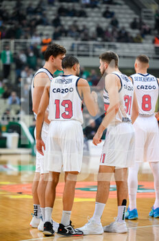2022-11-11 - Players of Cazoo Baskonia during the Euroleague, Round 7, match between Panathinaikos Athens and Cazoo Baskonia at OAKA Stadium on November 11, 2022 in Athens, Greece. - PANATHINAIKOS VS BASKONIA - EUROLEAGUE - BASKETBALL