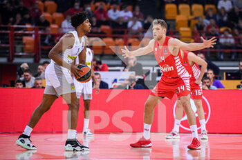 2022-11-10 - # ZACH LEDAY of Partizan competing with #14 SASHA VEZENKOV of Olympiacos Piraeus during the Euroleague, Round 7, match between Olympiacos Piraeus and Partizan at Peace And Friendship Stadium on November 10, 2022 in Athens, Greece. - OLYMPIACOS BC VS PARTIZAN - EUROLEAGUE - BASKETBALL