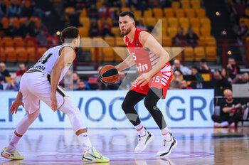 Olympiacos Piraeus vs Virtus Segafredo Bologna - EUROLEAGUE - BASKETBALL