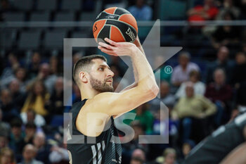 2022-12-22 - Antoine Diot of Asvel Lyon-Villeurbanne during the Turkish Airlines Euroleague basketball match between Real Madrid and ASVEL Lyon-Villeurbanne on December 22, 2022 at Wizink Center in Madrid, Spain - BASKETBALL - EUROLEAGUE - REAL MADRID V ASVEL - EUROLEAGUE - BASKETBALL