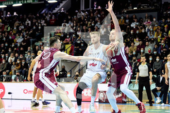 2022-02-25 - Andy VAN VLIET (24) of Belgium during the FIBA World Cup 2023, European qualifiers, 1st round Group A Basketball match between Belgium and Latvia on February 25, 2022 at the Mons Arena in Mons, Belgium - FIBA WORLD CUP 2023, EUROPEAN QUALIFIERS, 1ST ROUND GROUP A - BELGIUM VS LATVIA - INTERNATIONALS - BASKETBALL