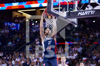 24/08/2022 - Rudy GOBERT (27) of France during the FIBA Basketball World Cup 2023 Qualifiers, 2nd Round Group K Basketball match between France and Czech Republic on August 24, 2022 at Accor Arena in Paris, France - BASKETBALL - WORLD CUP 2023 QUALIFIERS - FRANCE V CZECH REPUBLIC - INTERNAZIONALI - BASKET