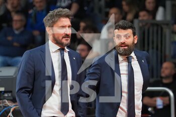 2022-11-11 - Gianmarco Pozzecco head coach (Italy) and his assistant Casalone  - 2023 FIBA ​​WORLD CUP QUALIFIERS - ITALY VS SPAIN - INTERNATIONALS - BASKETBALL