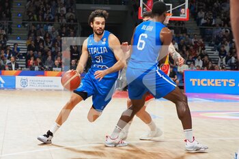 2022-11-11 - Michele Vitali (Italy) and Paul Biligha (Italy)  - 2023 FIBA ​​WORLD CUP QUALIFIERS - ITALY VS SPAIN - INTERNATIONALS - BASKETBALL
