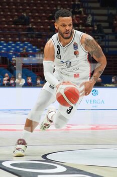 2022-01-09 - Chris Weight (Bertram Derthona Basket Tortona)  - A|X ARMANI EXCHANGE MILANO VS BERTRAM DERTHONA TORTONA - ITALIAN SERIE A - BASKETBALL
