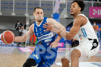 2022-04-03 - John Petrucelli - Germani Basket Brescia - GERMANI BRESCIA VS DOLOMITI ENERGIA TRENTINO - ITALIAN SERIE A - BASKETBALL