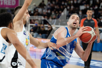 2022-04-03 - Amedeo Della Valle - Germani Basket Brescia - GERMANI BRESCIA VS DOLOMITI ENERGIA TRENTINO - ITALIAN SERIE A - BASKETBALL