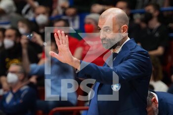 2022-04-16 - Maurizio Buscaglia, head coach GeVi Basket Napoli  - A|X ARMANI EXCHANGE MILANO VS GEVI NAPOLI - ITALIAN SERIE A - BASKETBALL