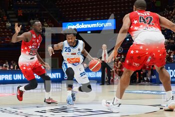 2022-04-16 - Jason Rich (GeVi Basket Napoli) thwarted by Paul Biligha (AX Armani Exchange Olimpia Milano)  - A|X ARMANI EXCHANGE MILANO VS GEVI NAPOLI - ITALIAN SERIE A - BASKETBALL
