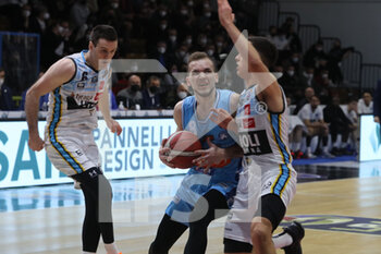 2022-03-09 - Arnas Velicka (Gevi Napoli Basket) - VANOLI BASKET CREMONA VS GEVI NAPOLI - ITALIAN SERIE A - BASKETBALL