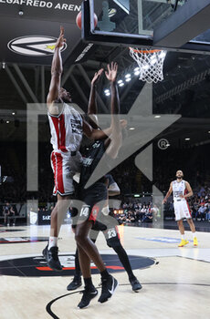 2022-06-08 - Kyle Hines (Armani Exchange Milano) thwarted by  Mouhammadou Jaiteh (Segafredo Virtus Bologna) during game 1 of the finals of the championship playoffs Italian basketball series A1 Segafredo Virtus Bologna Vs. Armani Exchange Olimpia Milano at the Segafredo Arena - Bologna, June 8, 2022 - Photo: Michele Nucci - VIRTUS SEGAFREDO BOLOGNA VS AX ARMANI EXCHANGE MILANO - ITALIAN SERIE A - BASKETBALL