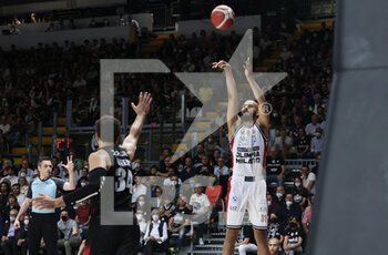 2022-06-10 - Shavon Shields (Armani Exchange Milano) during game 2 of the finals of the championship playoffs Italian basketball series A1 Segafredo Virtus Bologna Vs. Armani Exchange Olimpia Milano at the Segafredo Arena - Bologna, June 10, 2022 - Photo: Michele Nucci - VIRTUS SEGAFREDO BOLOGNA VS AXARMANI EXCHANGE MILANO - ITALIAN SERIE A - BASKETBALL