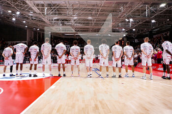 2022-10-22 - Unahotels Pallacanestro Reggiana during the National Anthem - UNAHOTELS REGGIO EMILIA VS OPENJOBMETIS VARESE - ITALIAN SERIE A - BASKETBALL