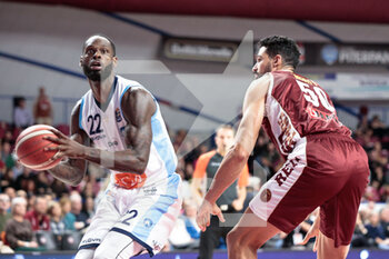 2022-11-06 - Jacorey Williams (GeVi Napoli Basket) and Mitchell Watt (Umana Reyer Venezia) - UMANA REYER VENEZIA VS GEVI NAPOLI BASKET - ITALIAN SERIE A - BASKETBALL