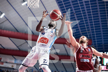2022-11-06 - Jacorey Williams (GeVi Napoli Basket) and Matteo Chillo (Umana Reyer Venezia) - UMANA REYER VENEZIA VS GEVI NAPOLI BASKET - ITALIAN SERIE A - BASKETBALL
